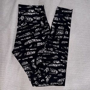 Lululemon Pattern Leggings Size 8